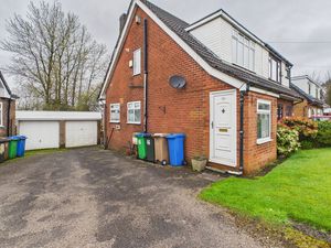 Photo 18- click for photo gallery